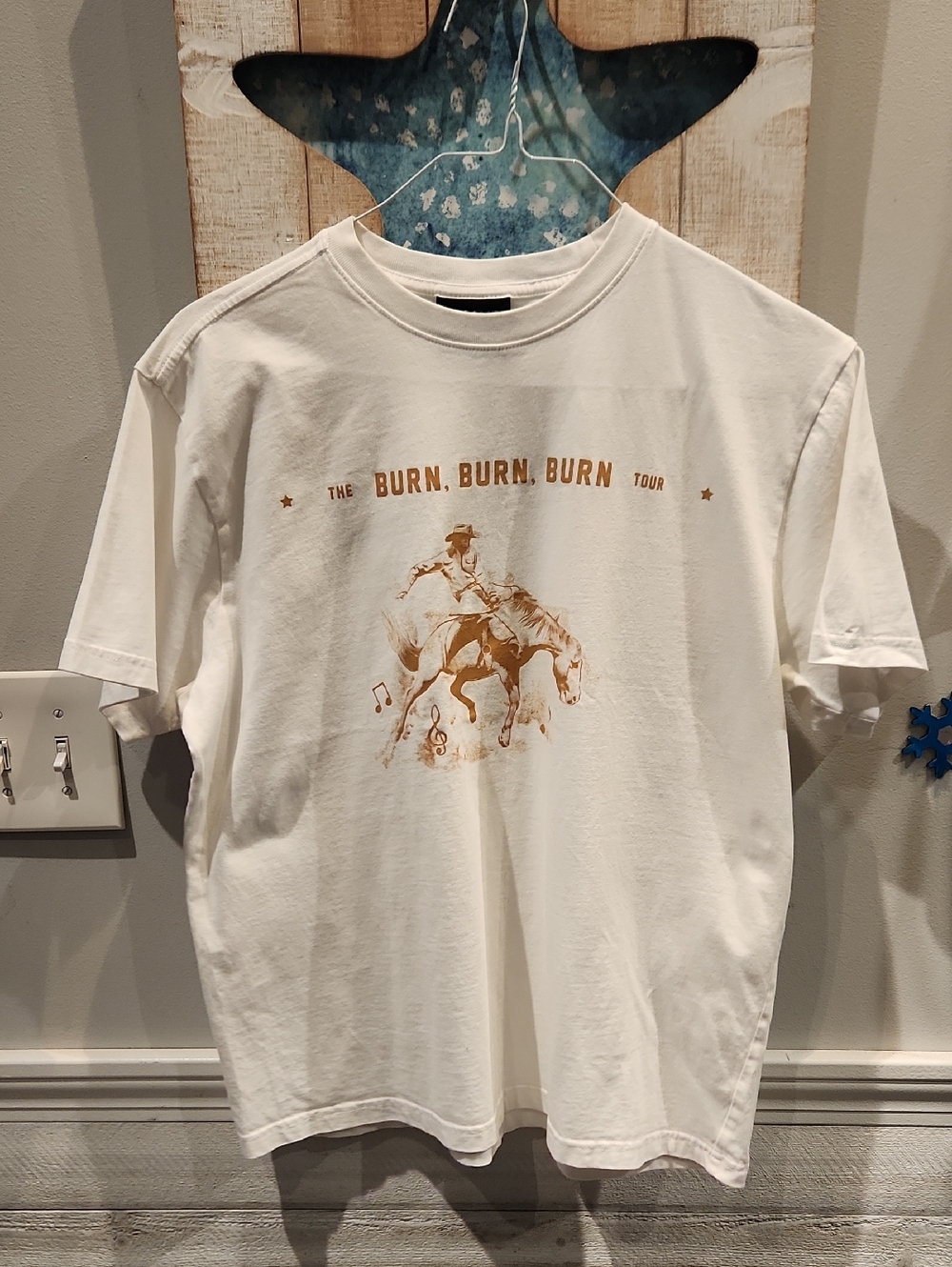 EUC 2023 Zach Bryan Burn, Burn, Burn Tour Graphic Crewneck T-Shirt Men's Sz L